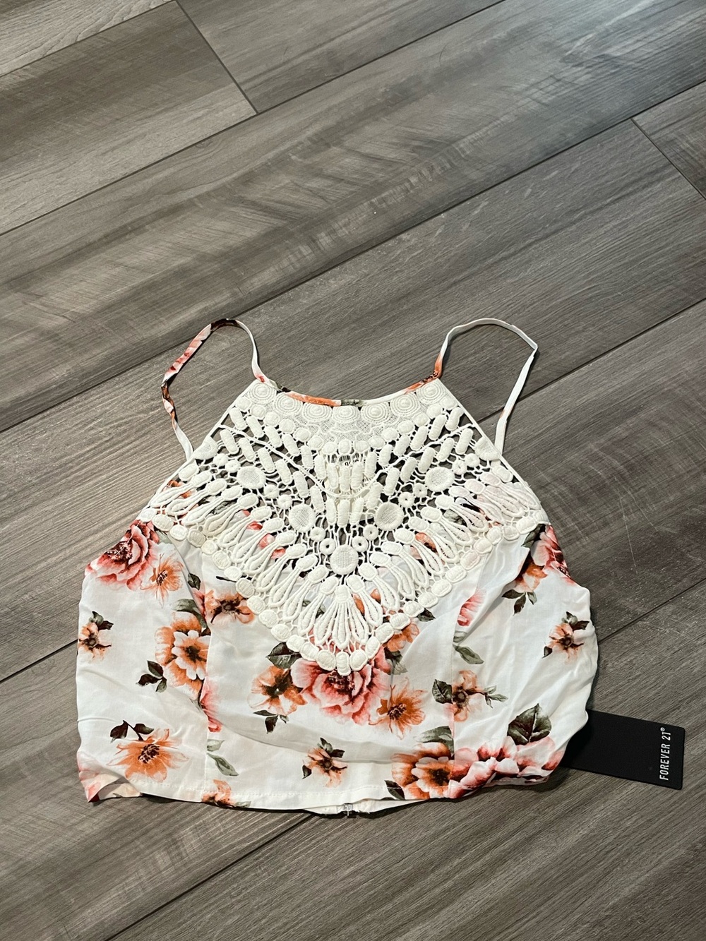 Forever 21 White Floral Crochet-Detail Halter Tank Top Size Small